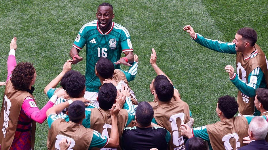 Mexico Faces England in World Cup Quarterfinal Without Conceding a Goal