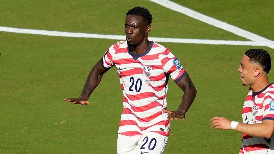 Folarin Balogun scores for USMNT, pays tribute to LeBron James with celebration