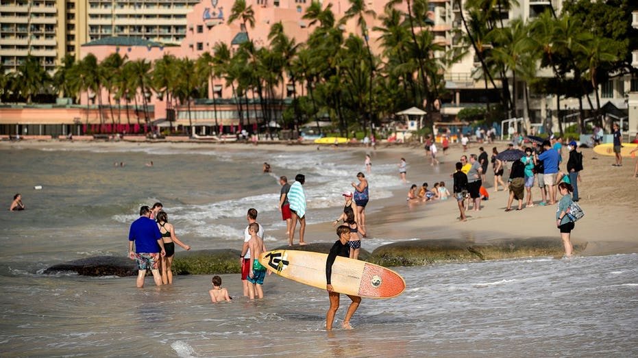 Tulsi Gabbard's brother charged with trying to lure children to Waikīkī hotel room
