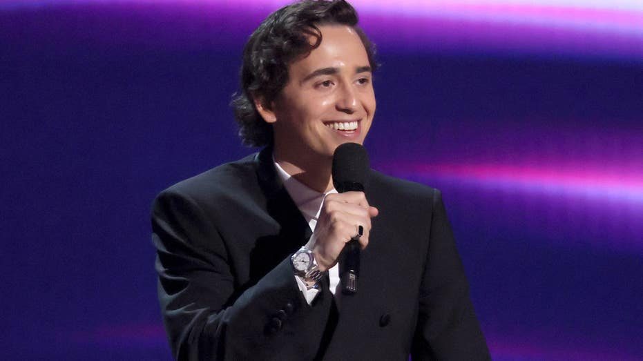 Marcello Hernández Roasts Jake Paul, Tiger Woods, Bill Belichick at ESPYS