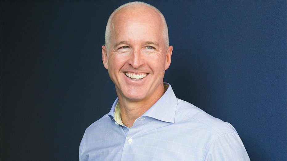 Massachusetts Republican Mike Minogue unveils healthcare plan to cut costs, expand access