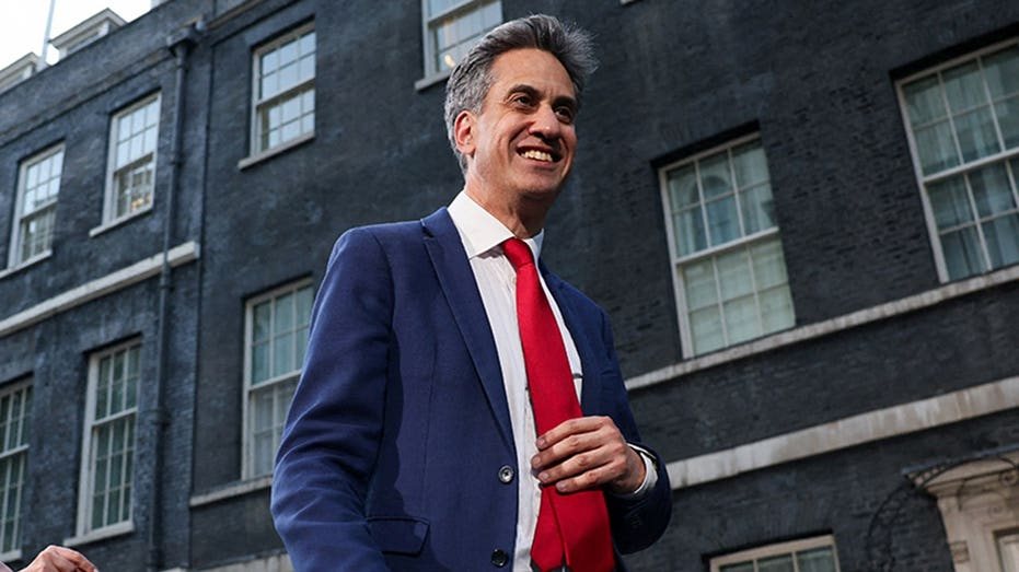 UK Prime Minister Burnham Appoints Trump Critic Ed Miliband as Foreign Secretary